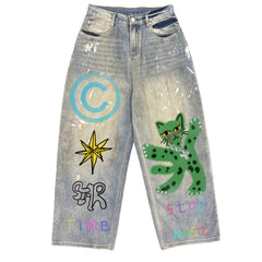 Straight jeans with printed illustration