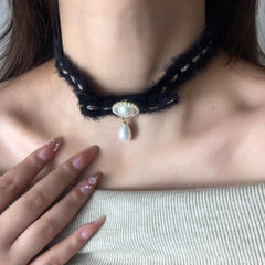 Black Plush Pearl Necklace